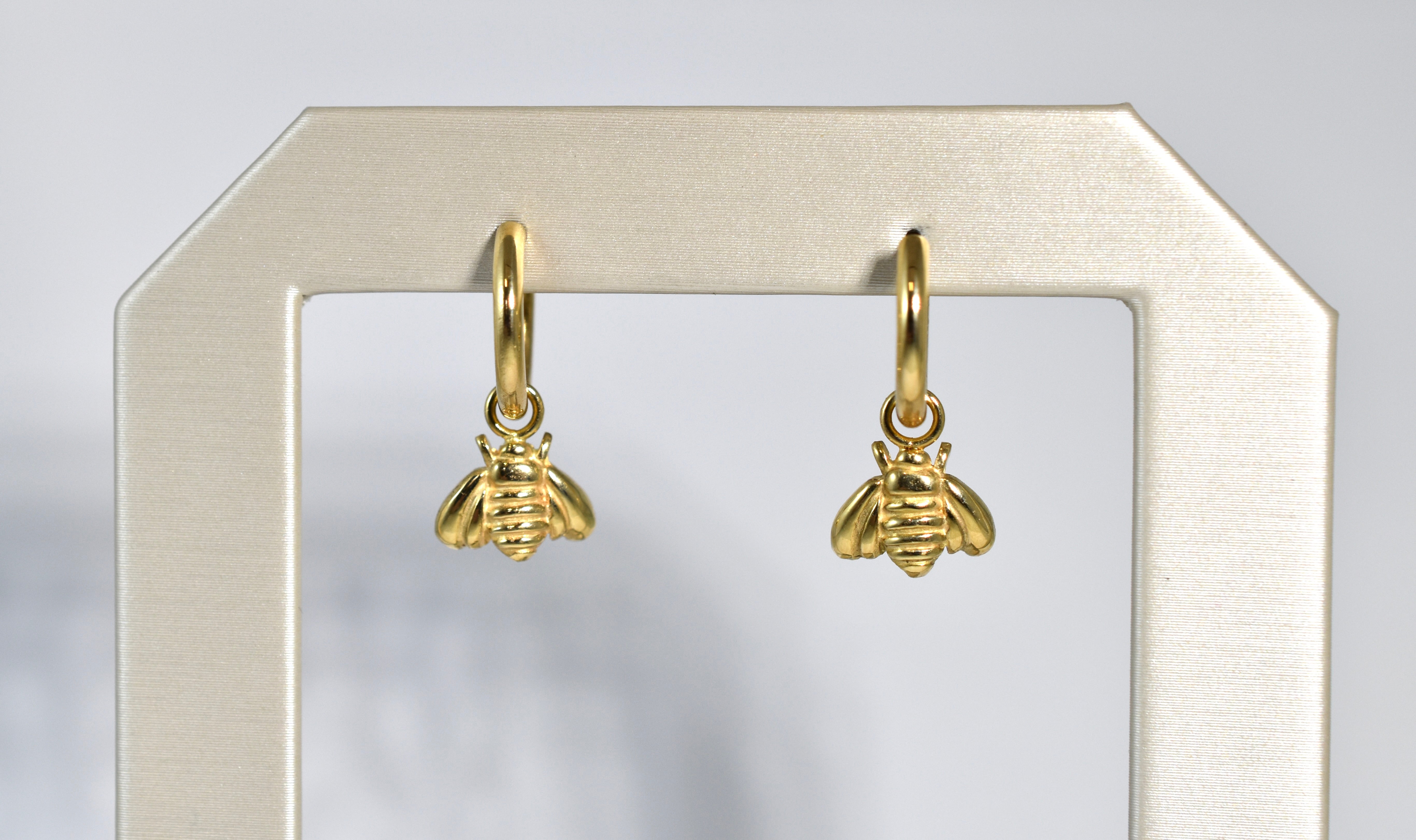 18 karat baby bee drops