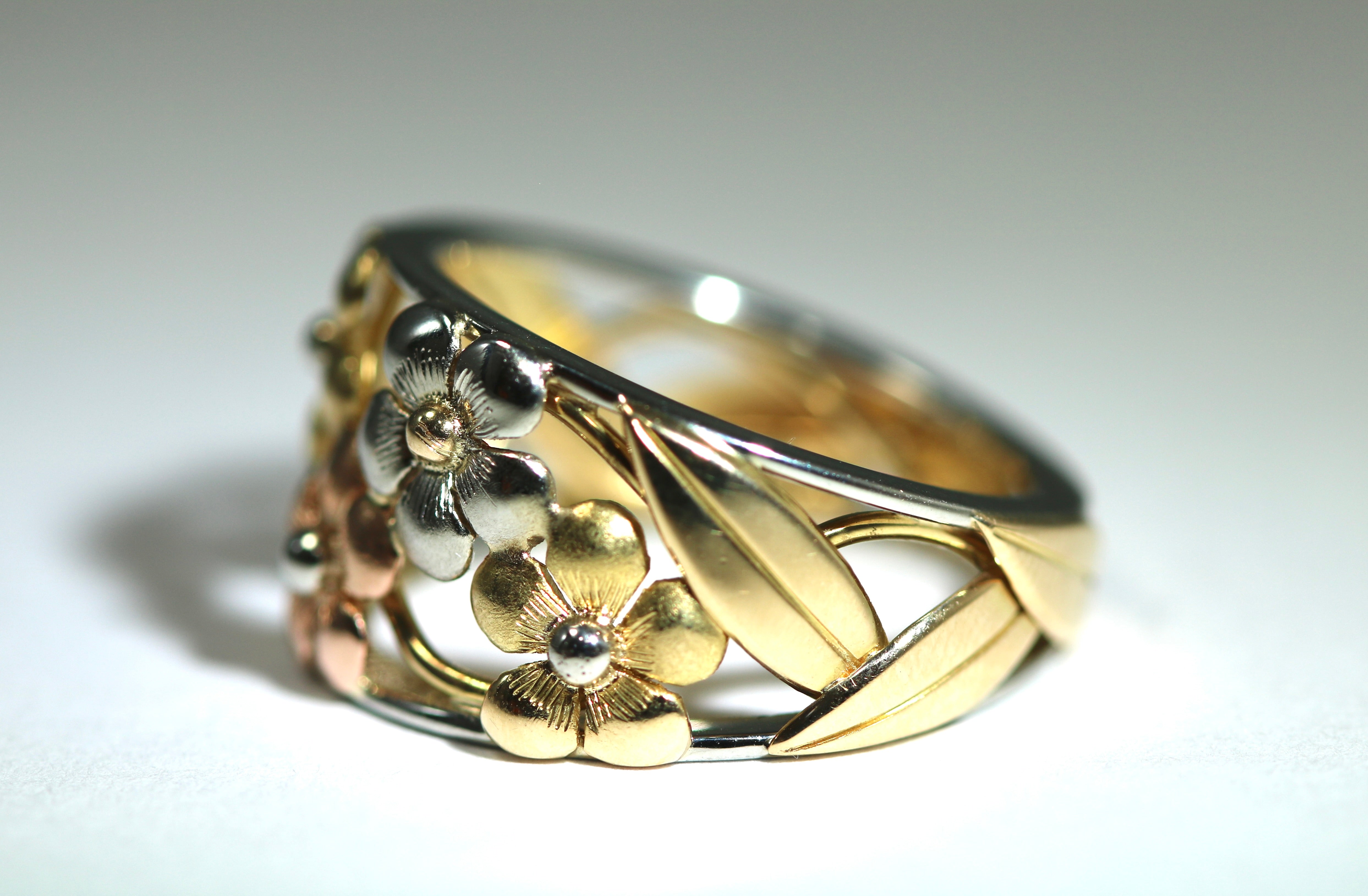 Wide Tapered Forget-Me-Not Ring