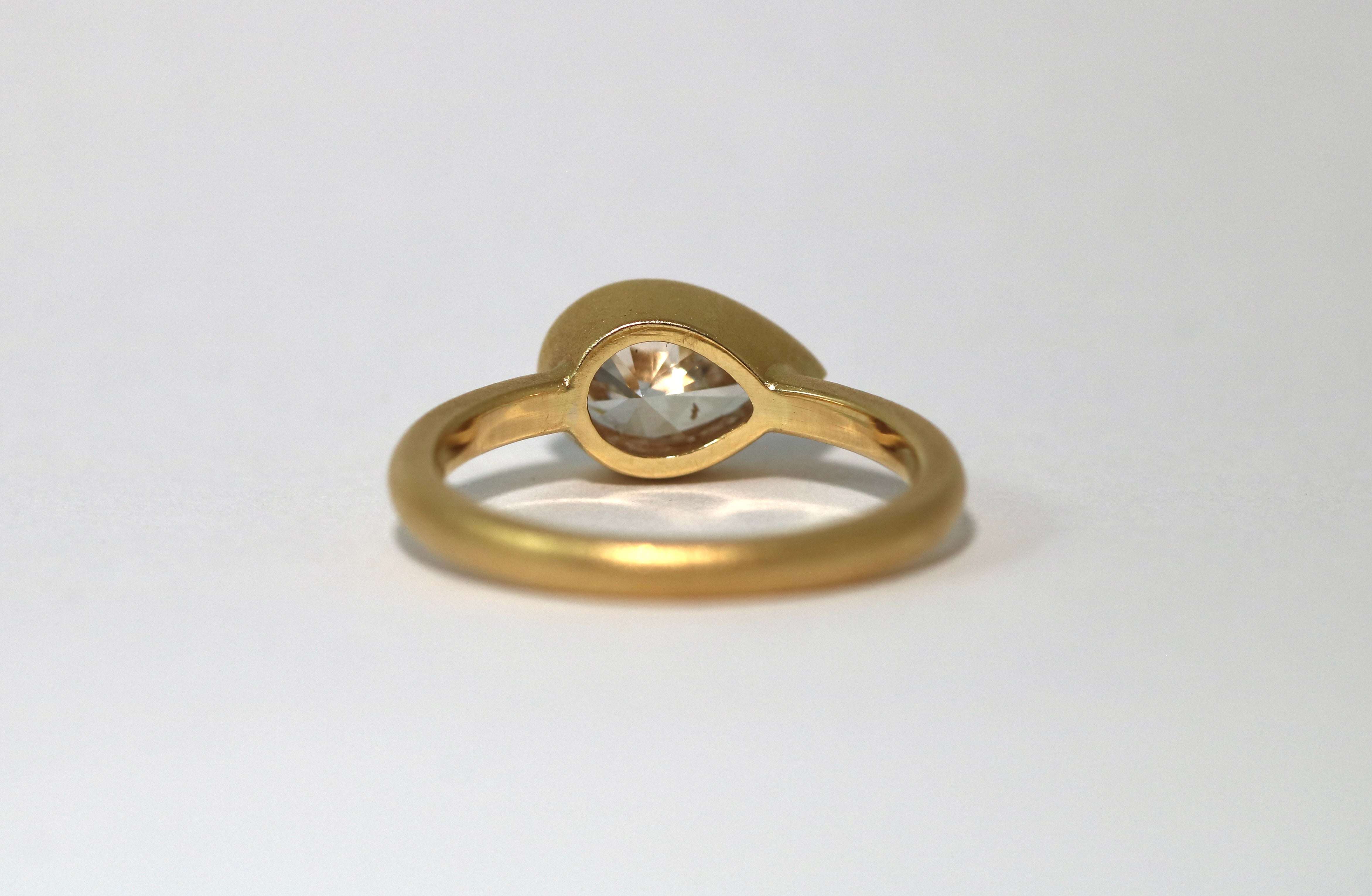 Brushed Gold Diamond Ring