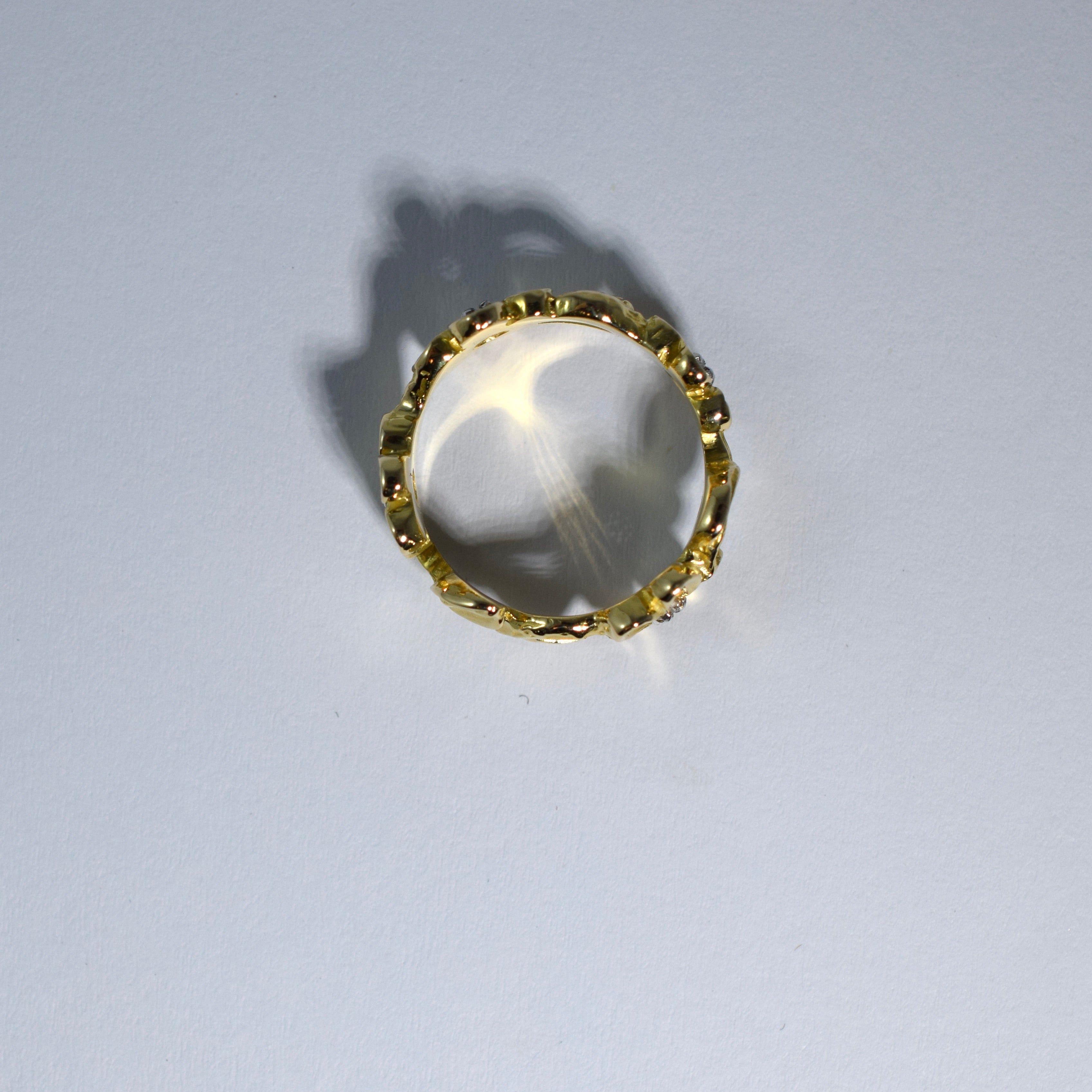 Daisy Chain Ring with Diamonds