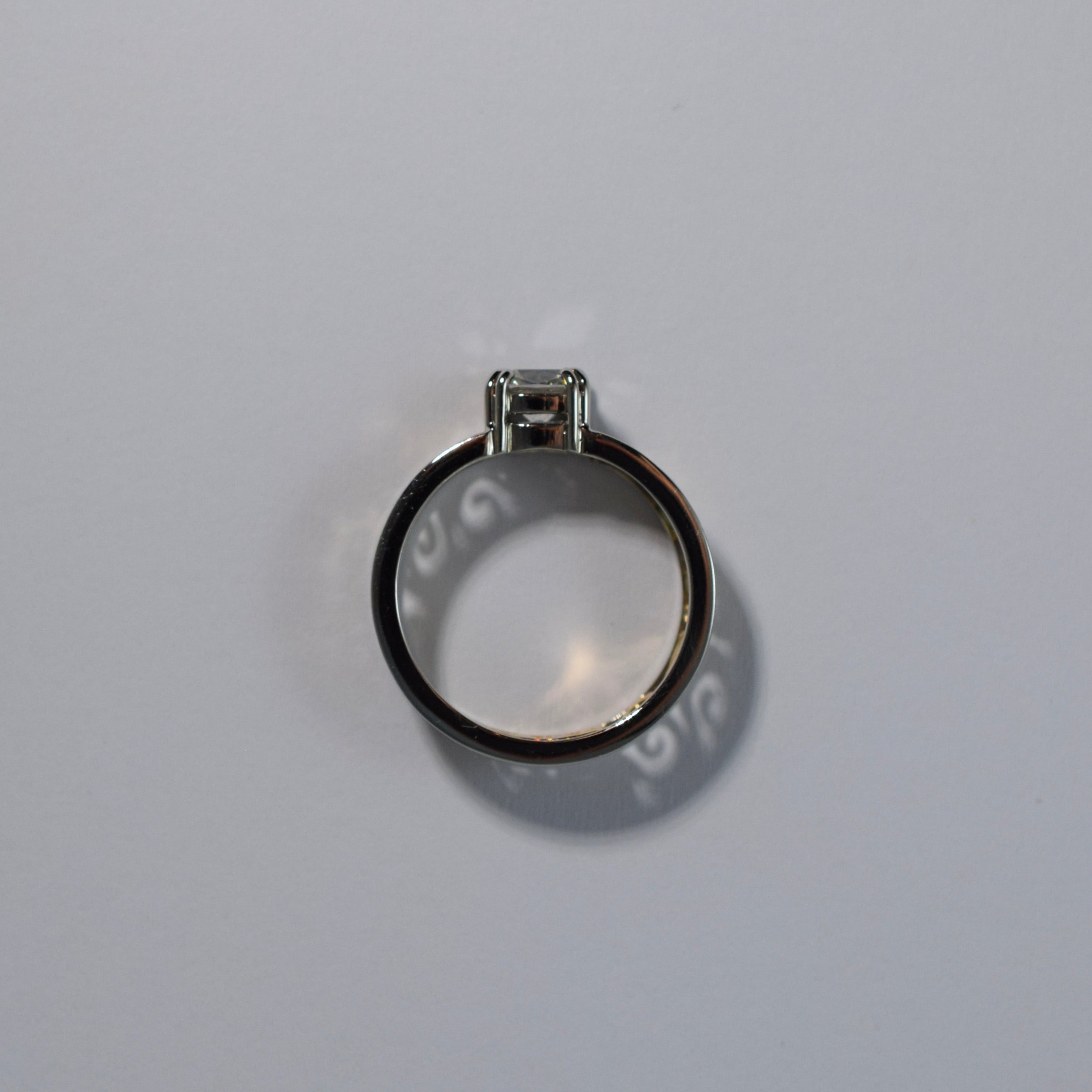 Solitaire Diamond Arabesque Ring