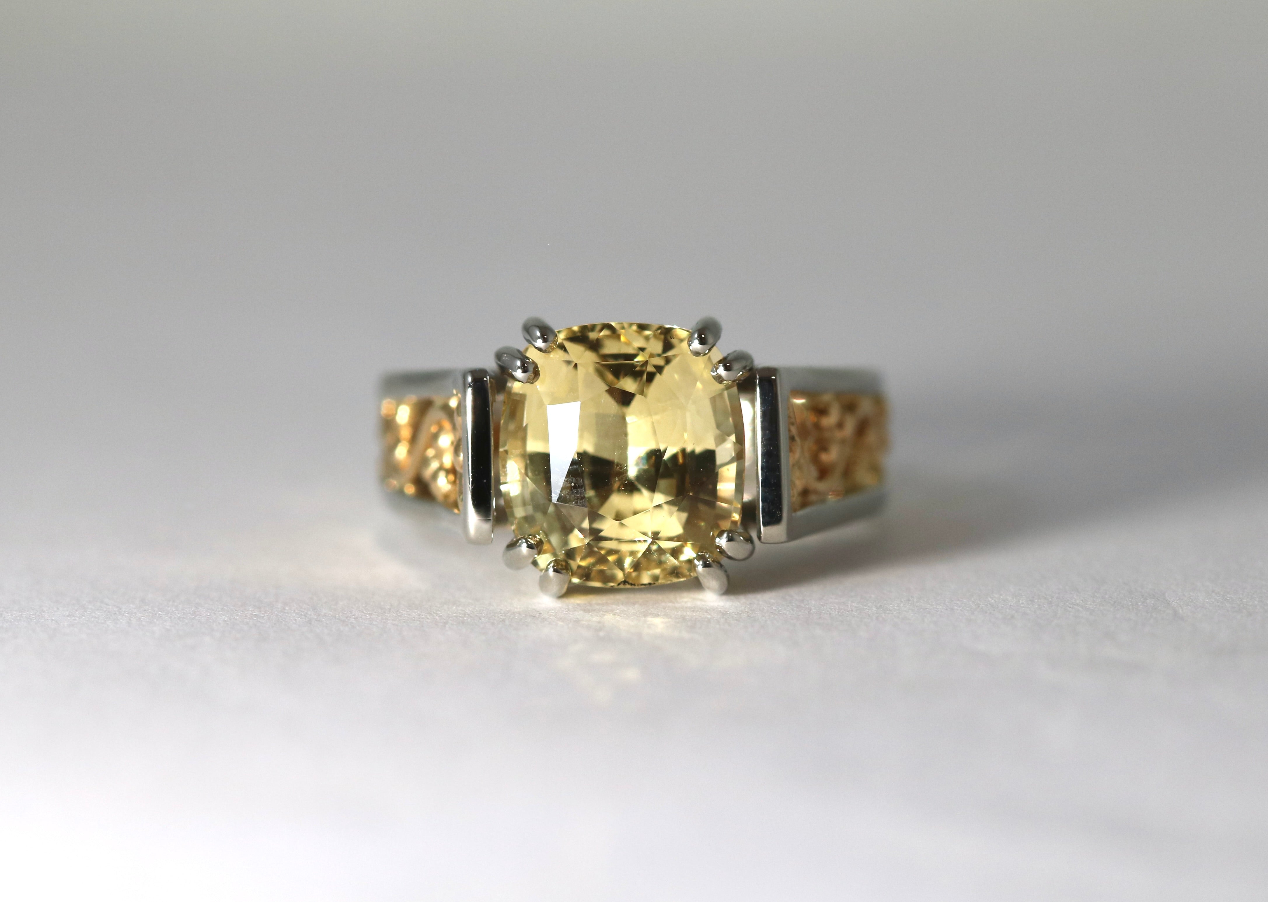 Yellow Sapphire Arabesque