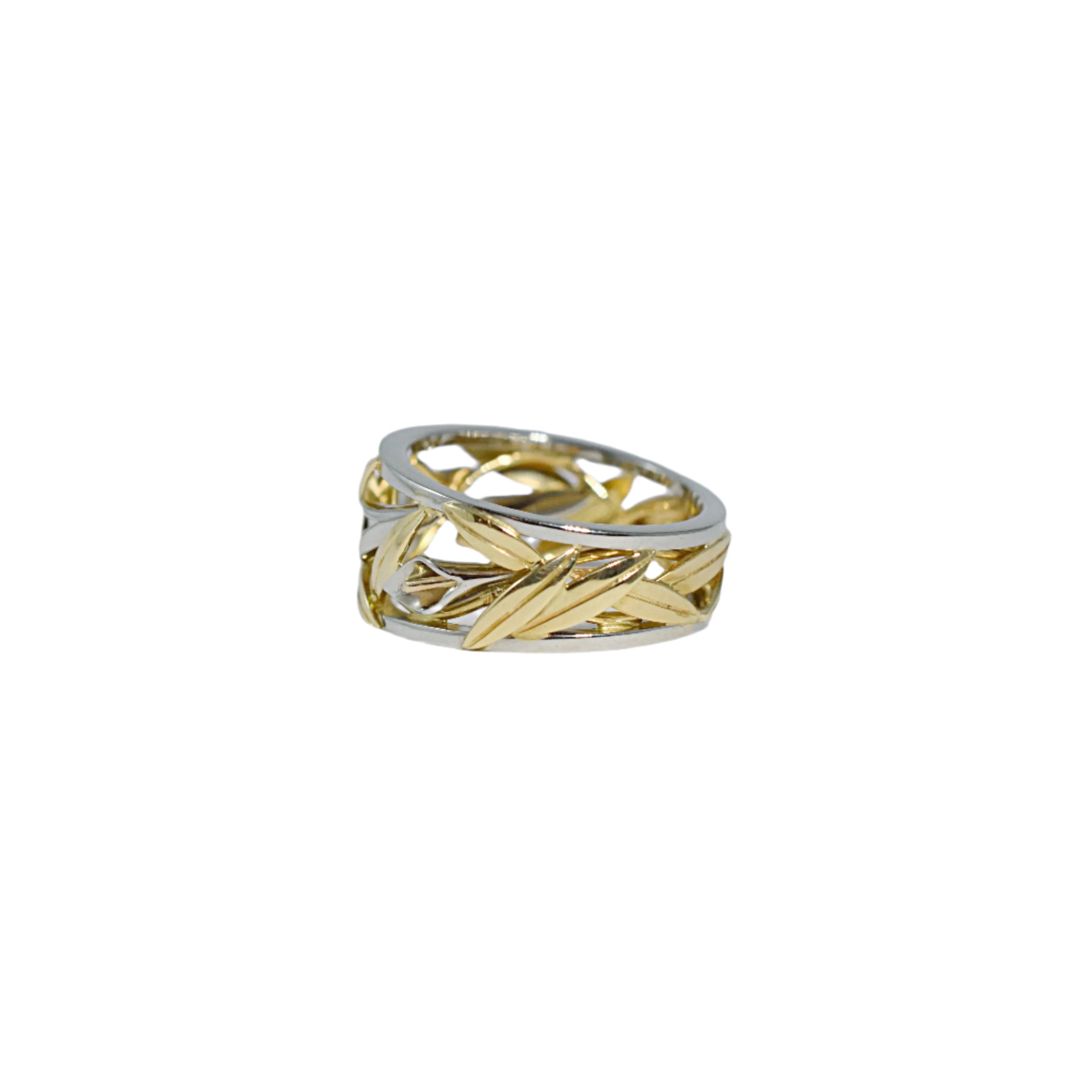 Wide Tapered Calla Lily Ring