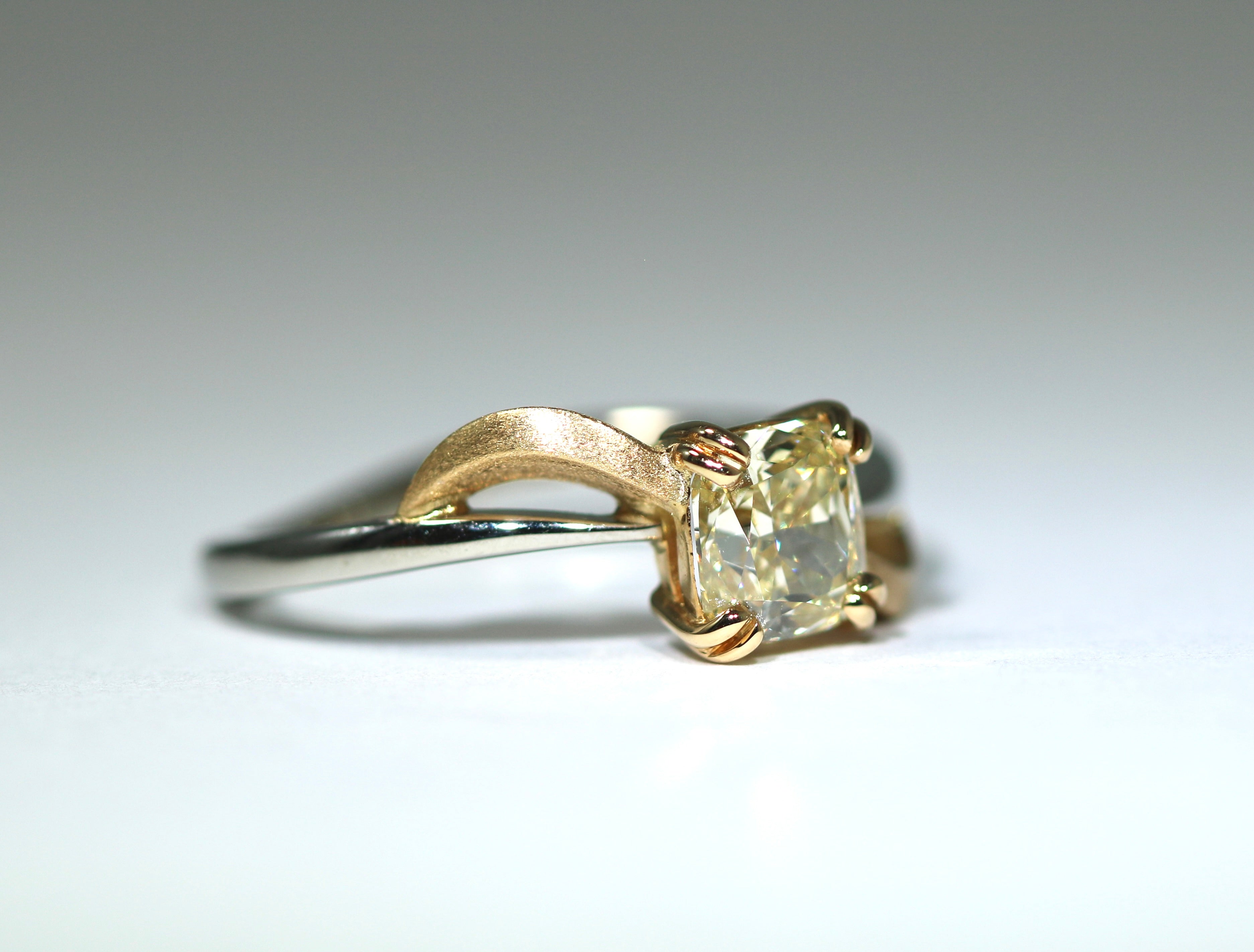 Natural Yellow Diamond Wave Ring
