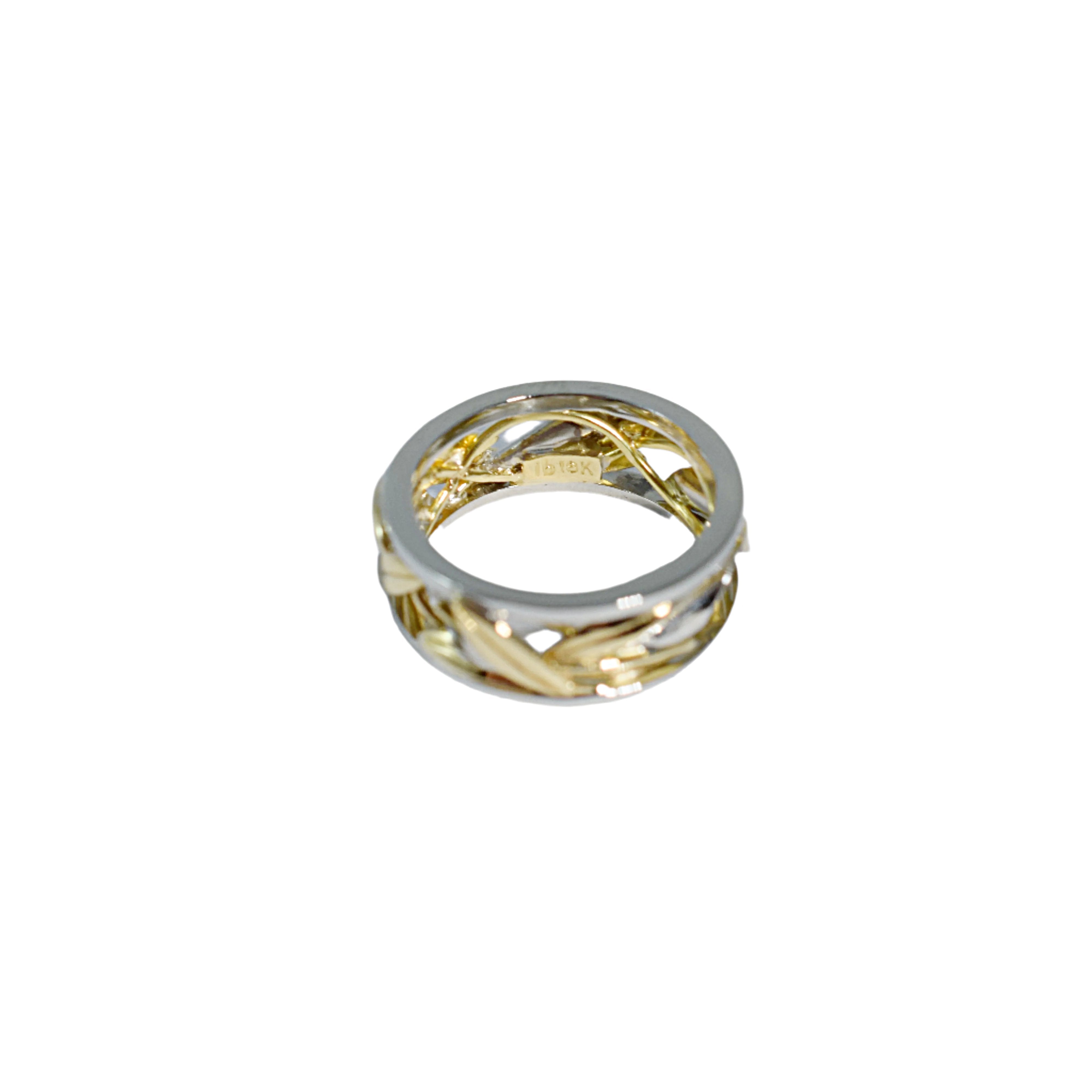 Classic Straight Calla Lily Ring