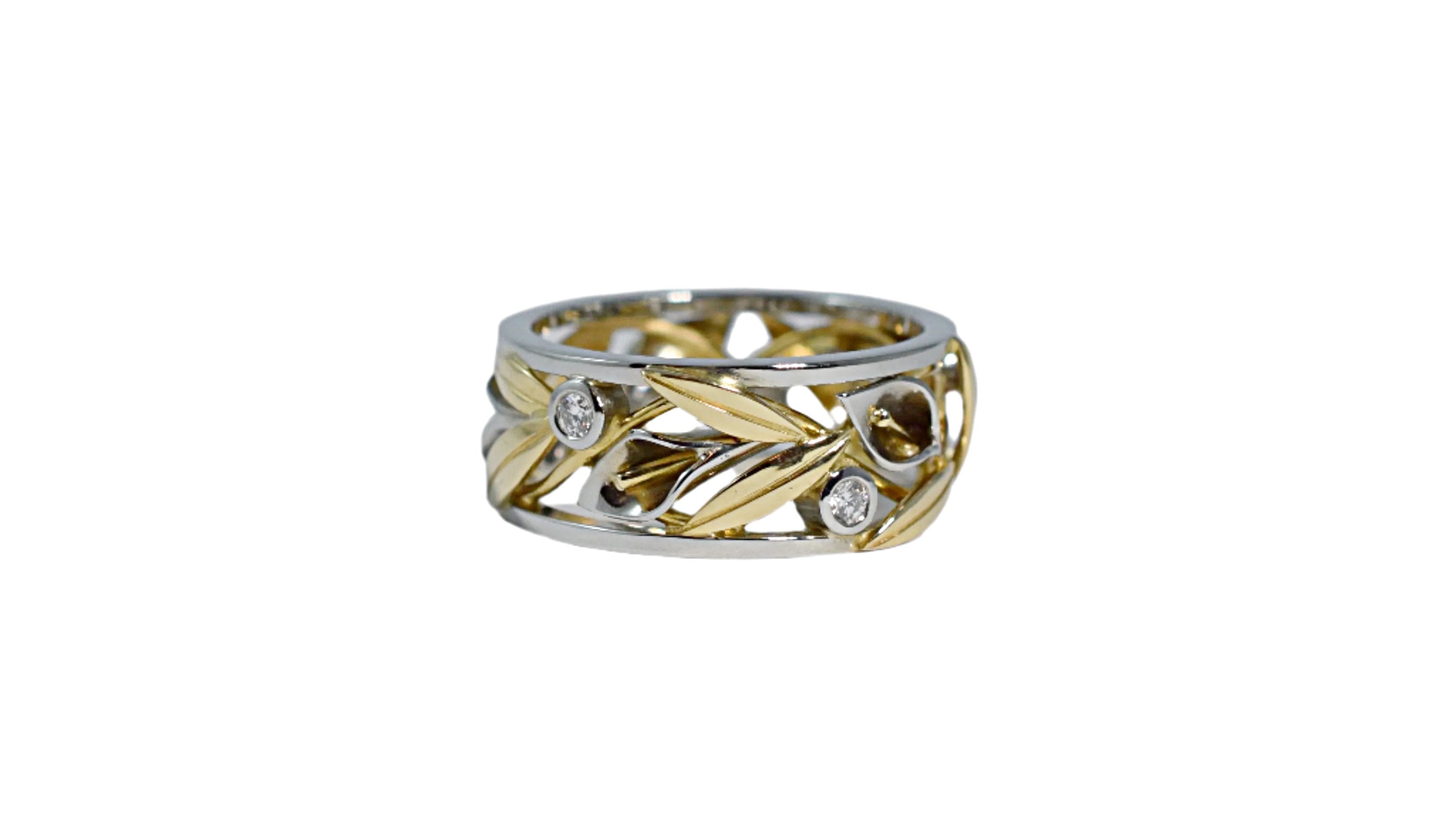 Classic Straight Calla Lily Ring with Diamonds