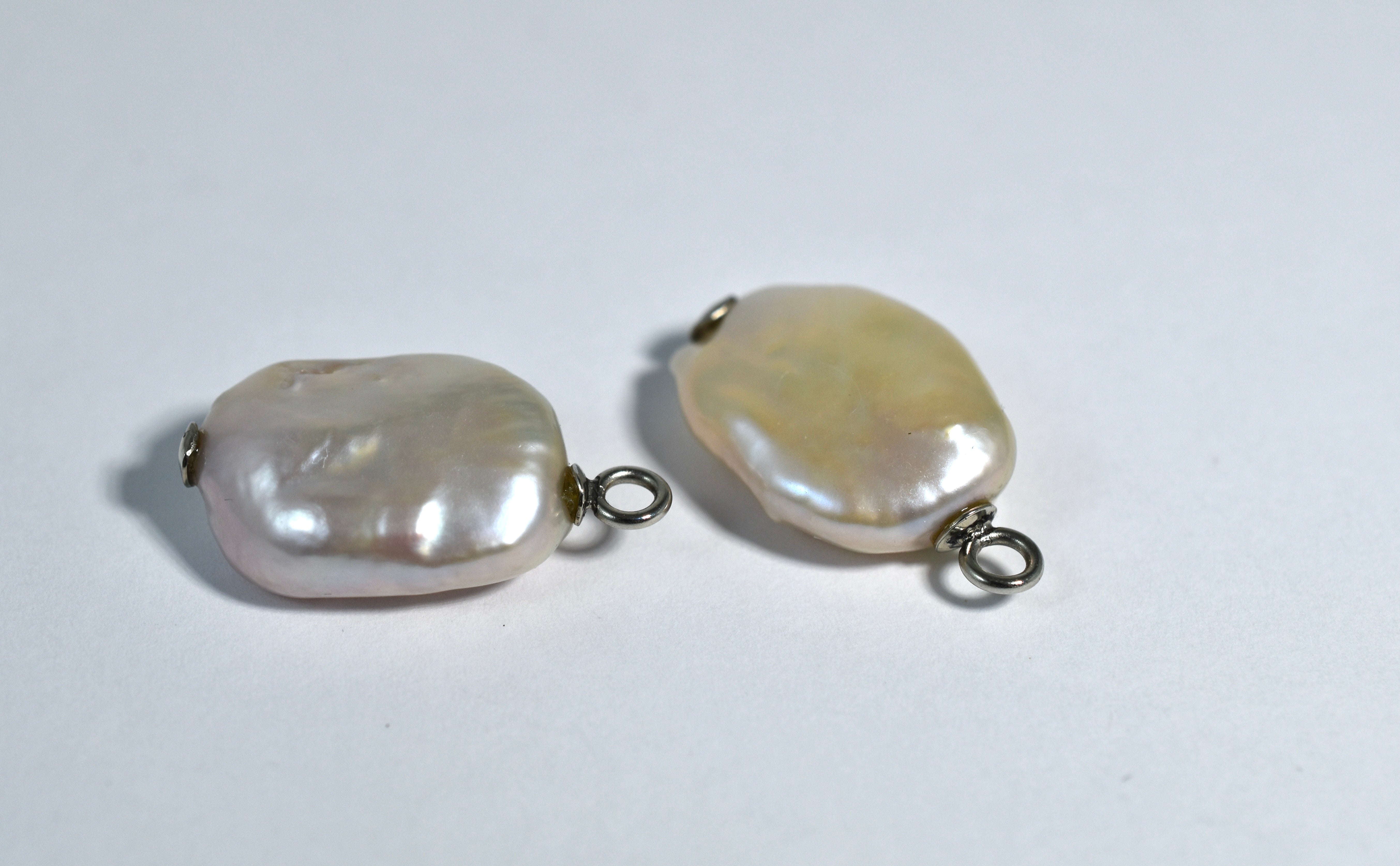 19 karat white gold baroque freshwater pearl drops