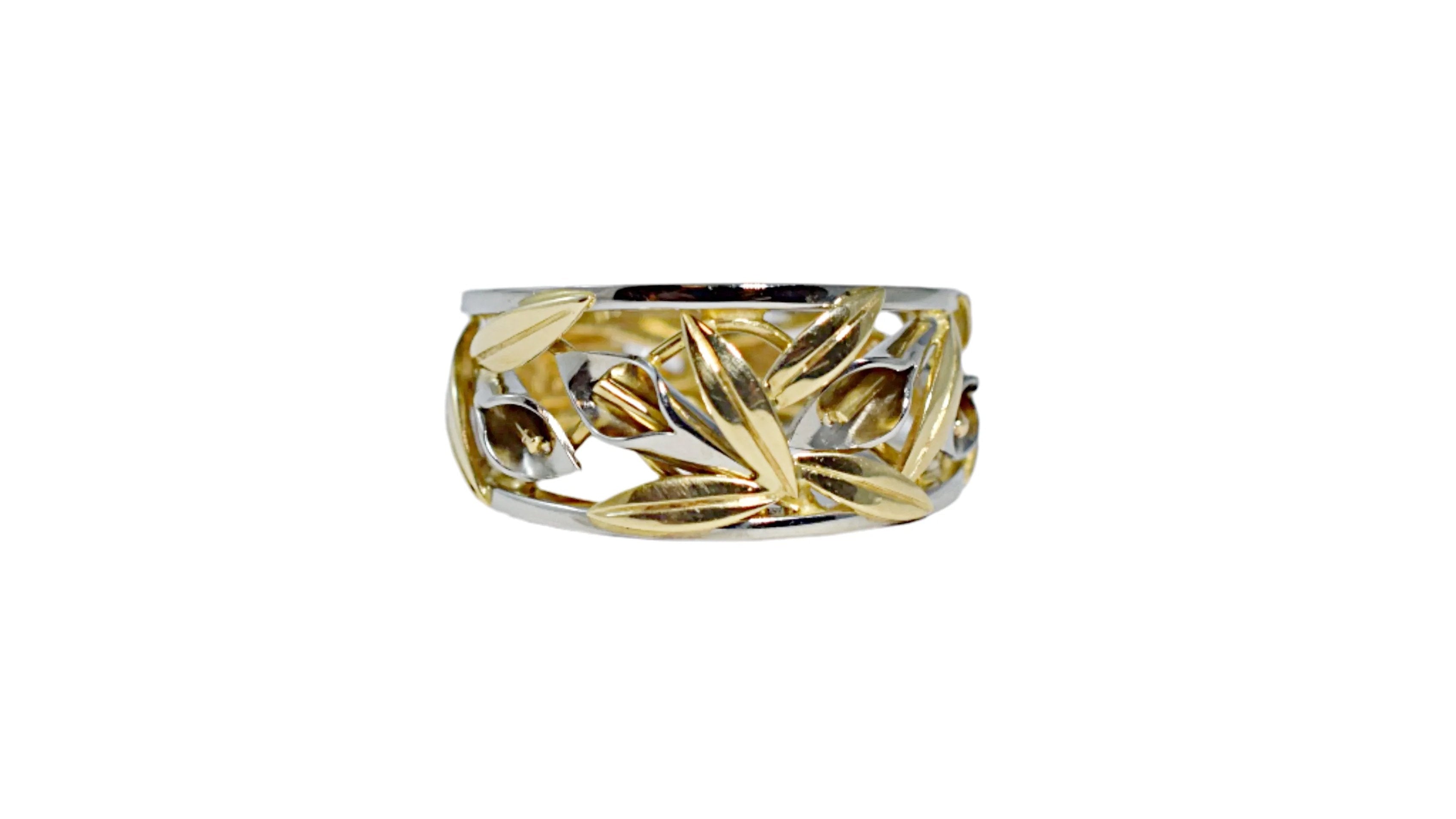 Wide Tapered Calla Lily Ring
