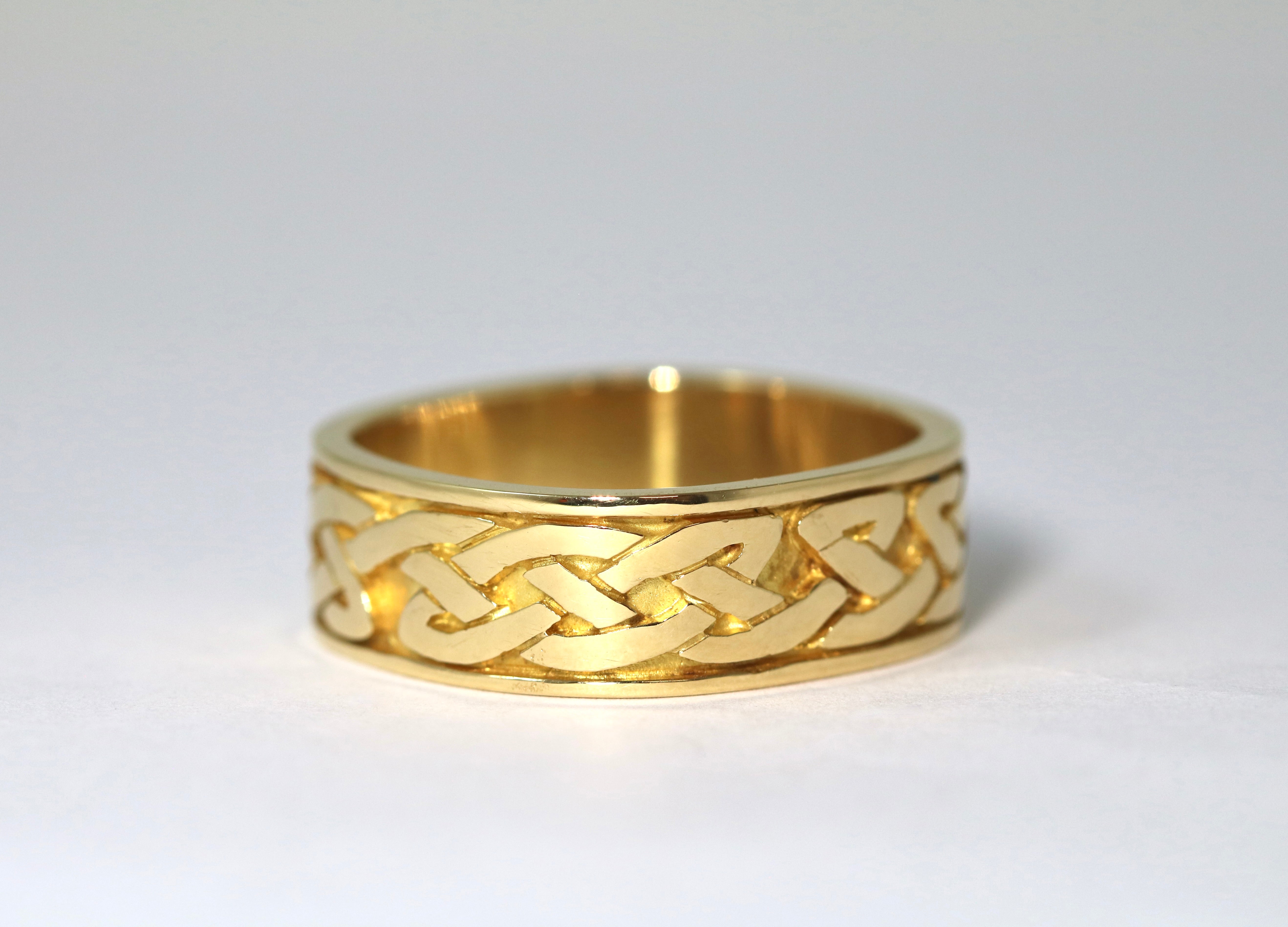 Squared Lindisfarne Celtic Knot Band