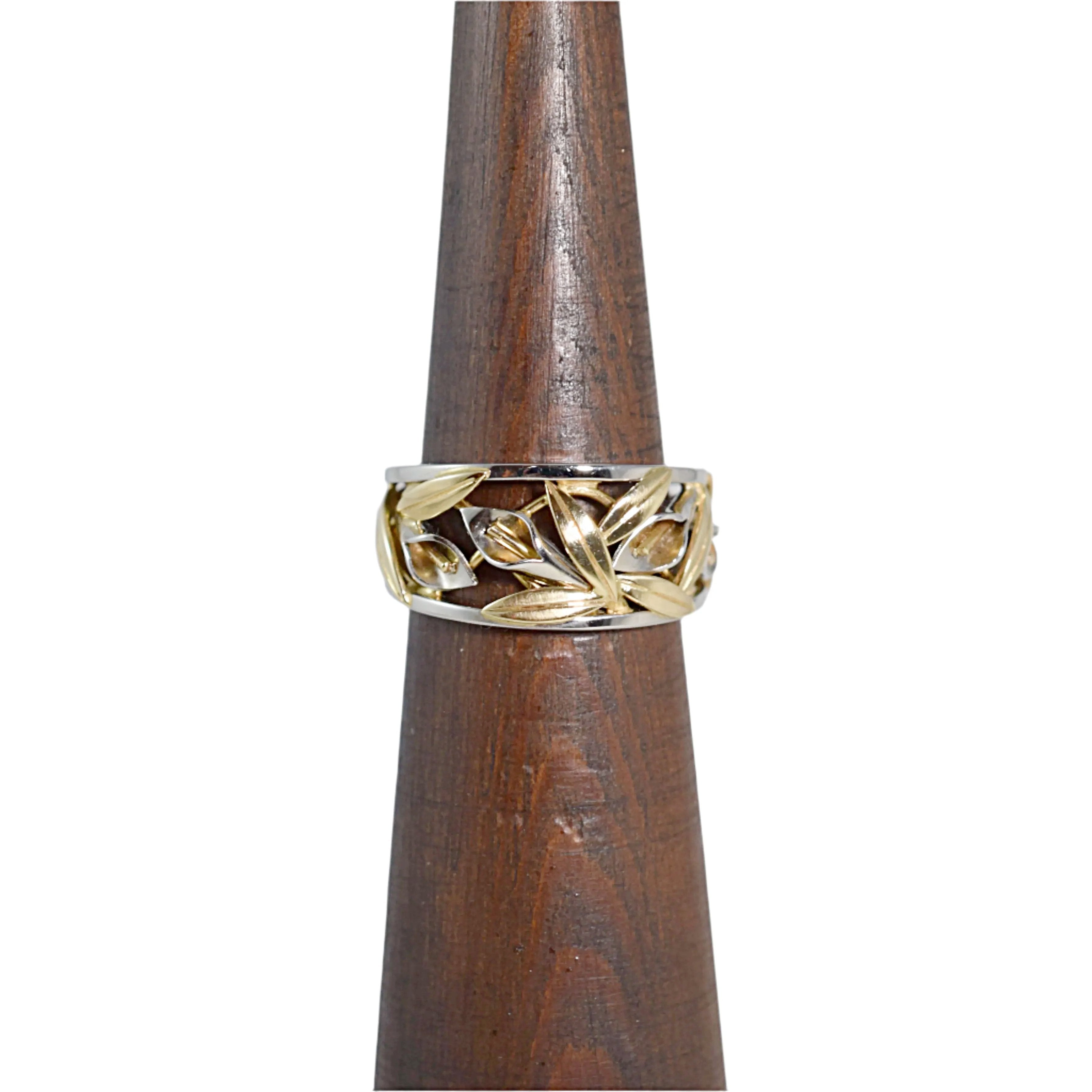 Wide Tapered Calla Lily Ring