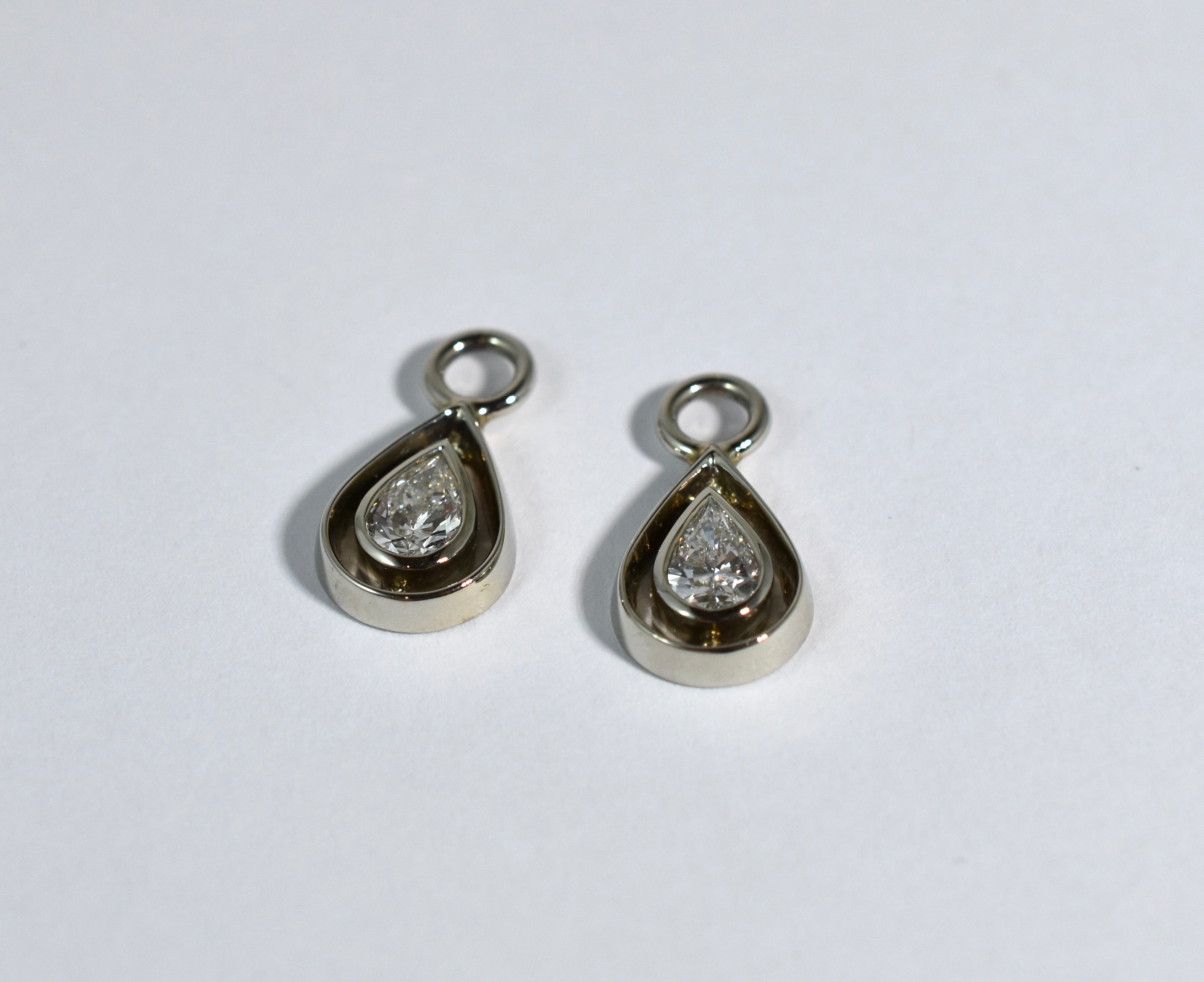 18 karat white gold pear diamond drops
