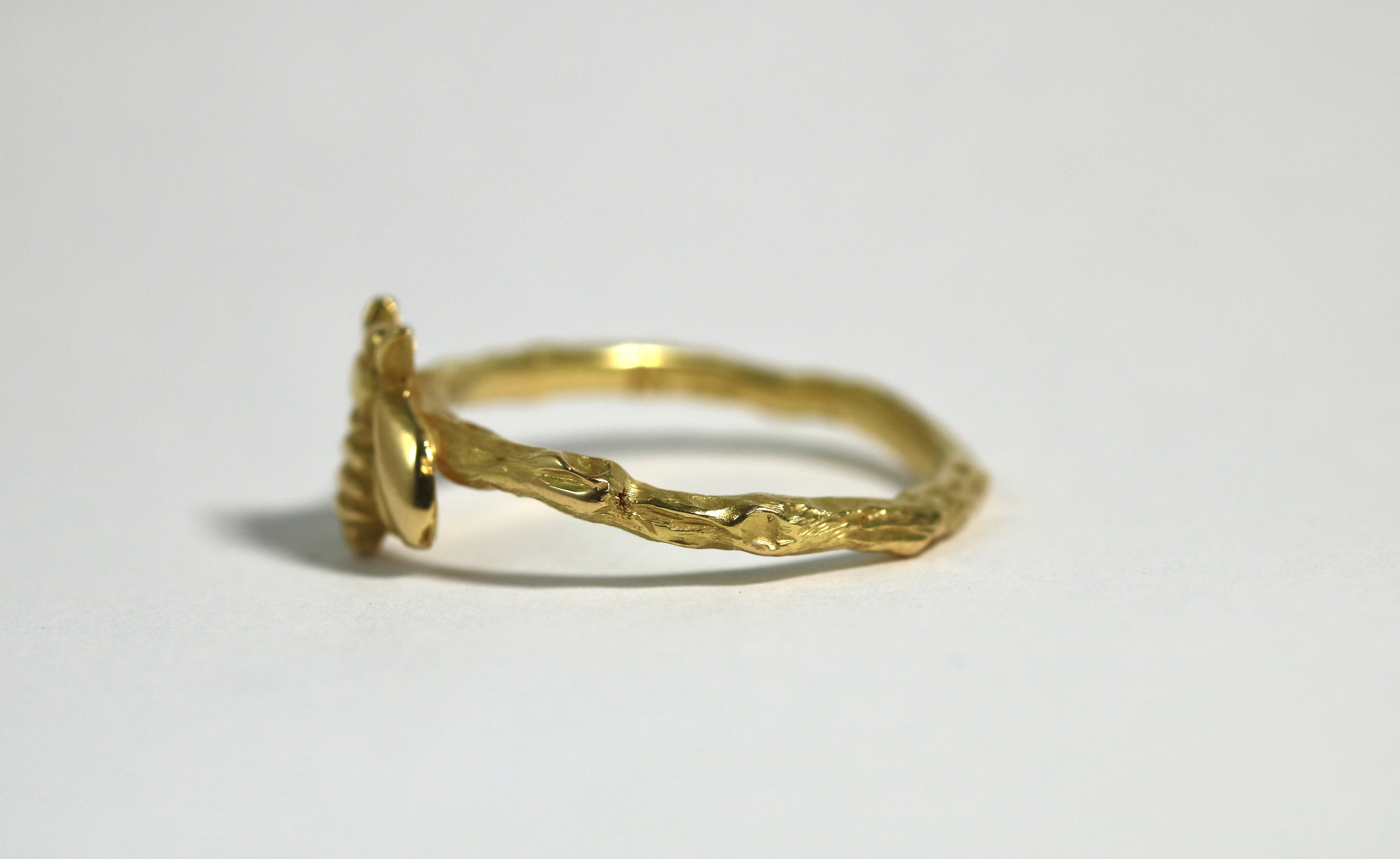 Twiggy Bee Ring