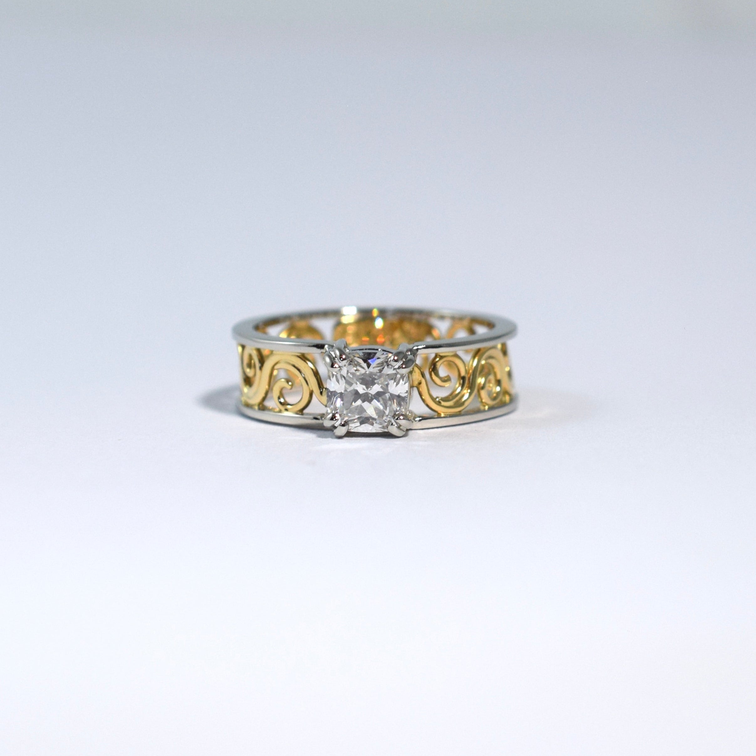 Solitaire Diamond Arabesque Ring