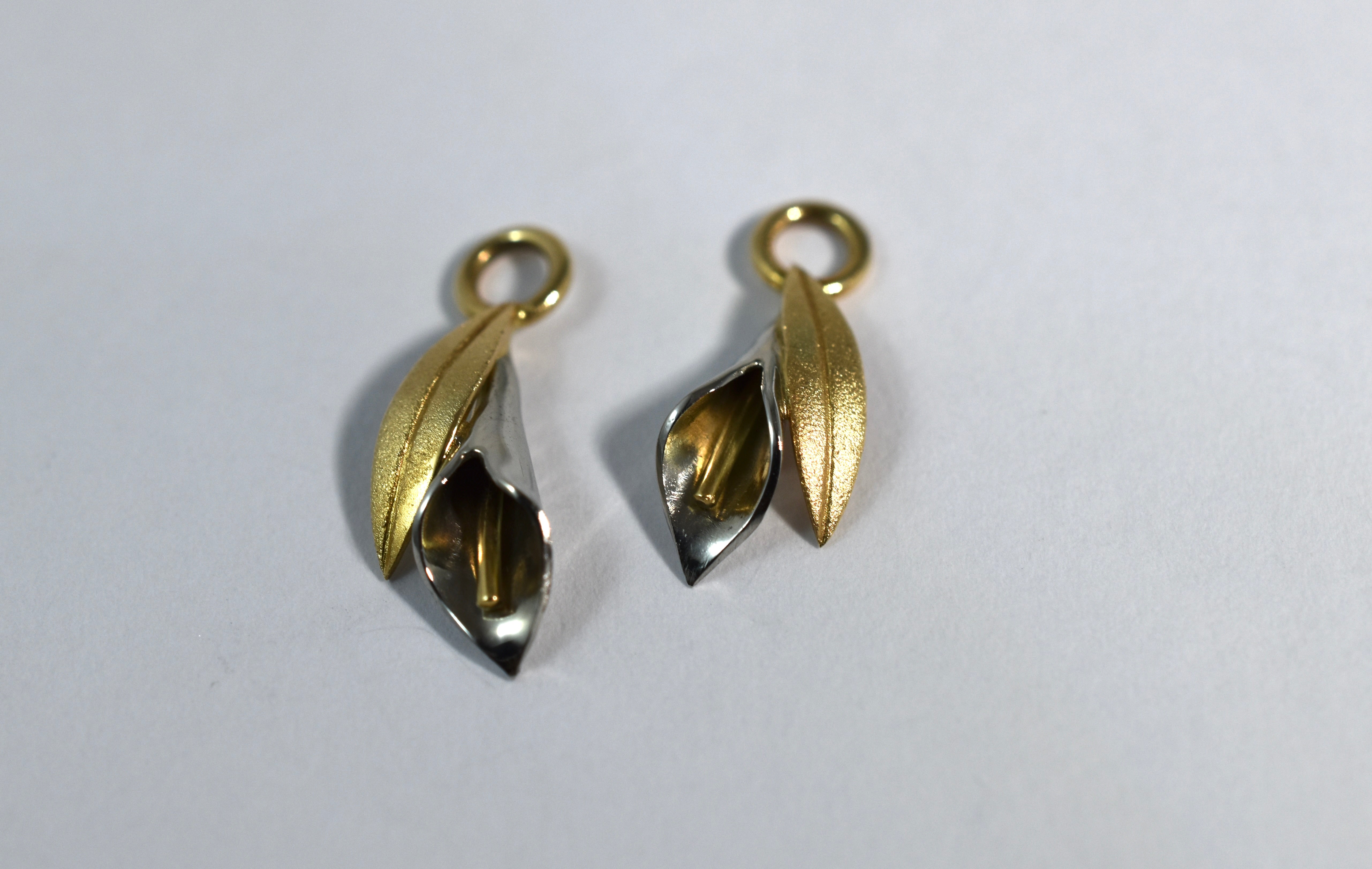 19 karat white gold and 18 karat yellow gold calla lily drops