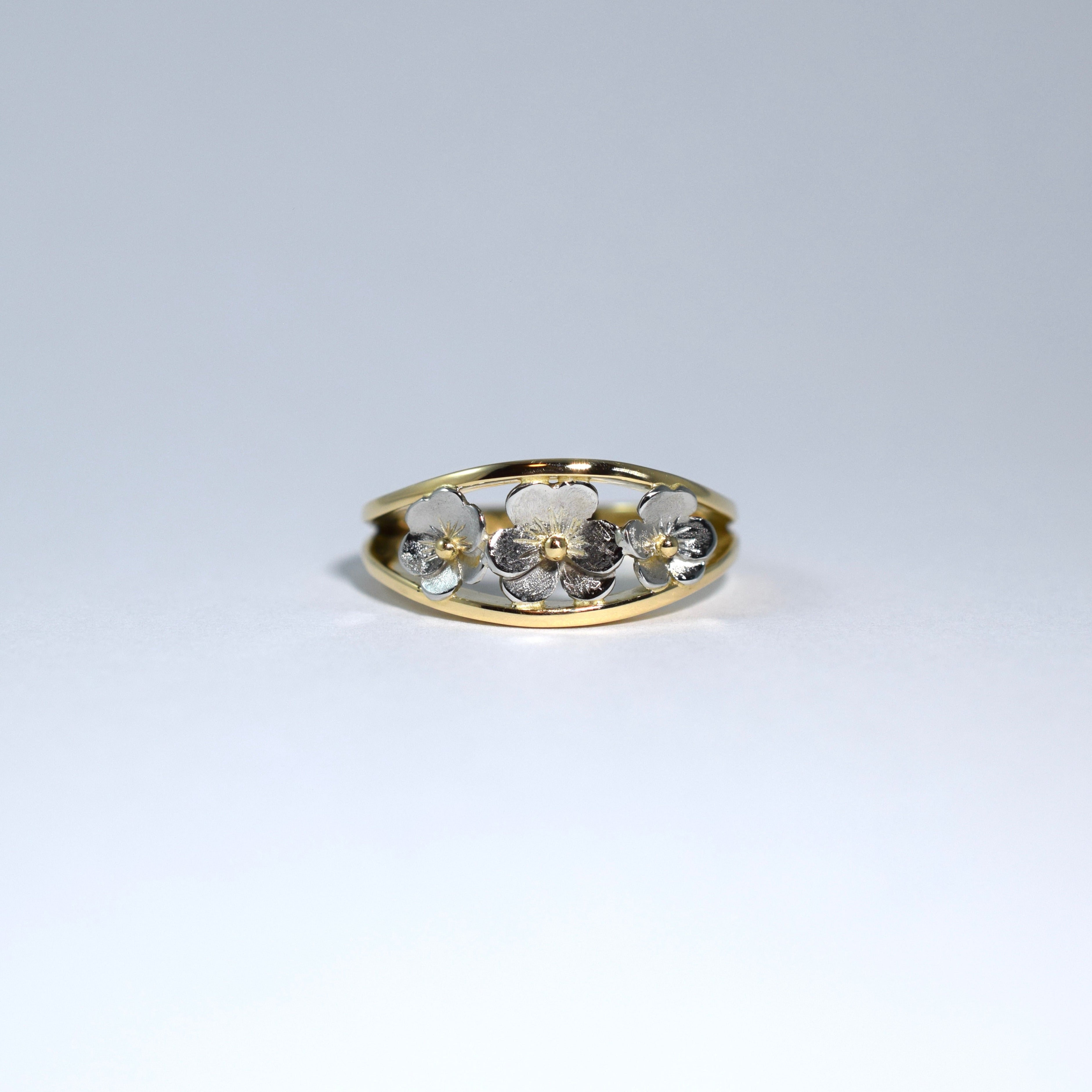 Pansy Ring